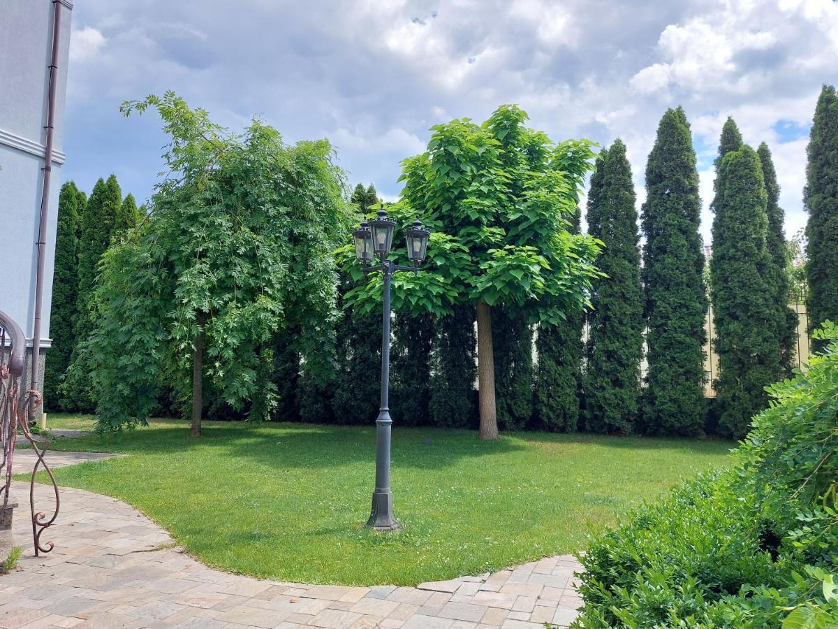 Bortnichi House Ξενοδοχείο Κίεβο Εξωτερικό φωτογραφία