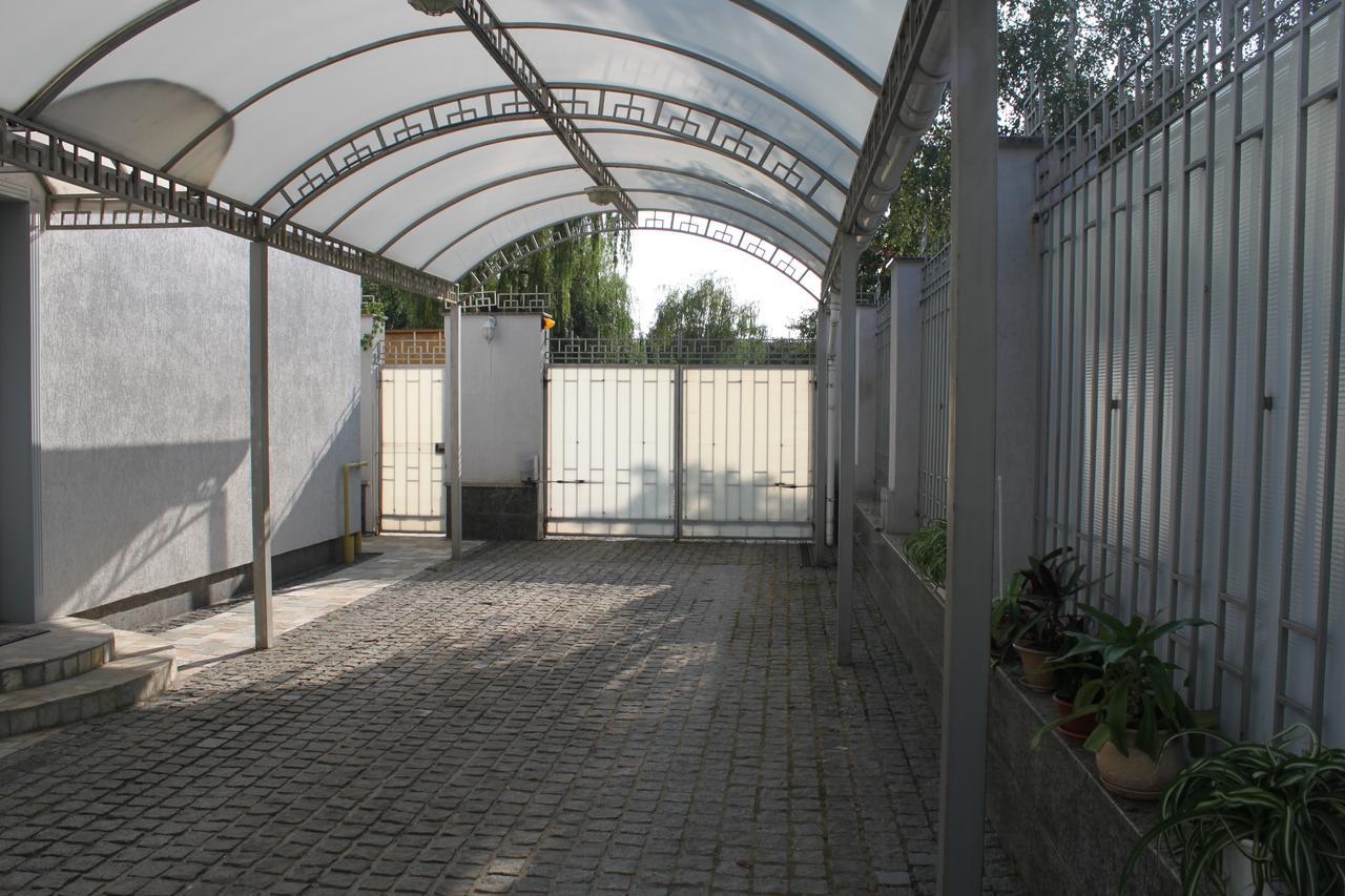 Bortnichi House Ξενοδοχείο Κίεβο Εξωτερικό φωτογραφία